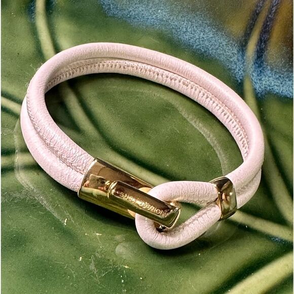 MICHAEL KORS Leather & Crystal Hook & Eye Cuff Bracelet Excellent Condition - Picture 1 of 4